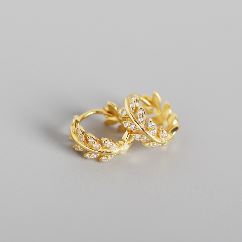 INS Wind Olive Leaf Diamond Ring Temperament Leaf Ear Buckle