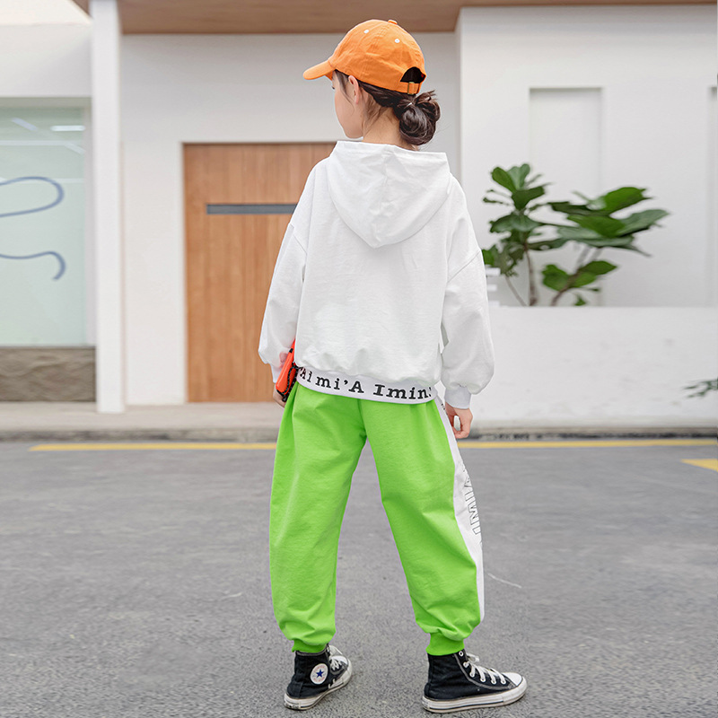 Boys’ Spring Outfit Set – Cotton Hooded Sweatshirt with Color-Block Sports Pants - Image 4