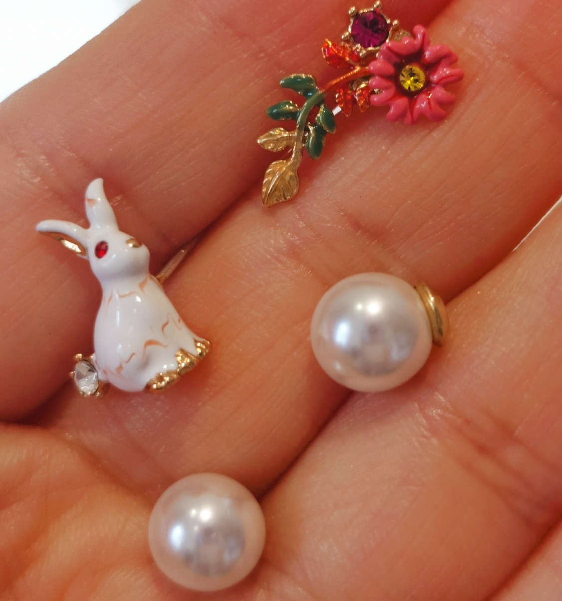 Flower Ins Design Freshwater Pearl Earrings