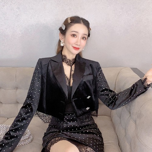 Two-piece Suit Of Lightly Mature Style And Fashion Style Fried Street Celebrities