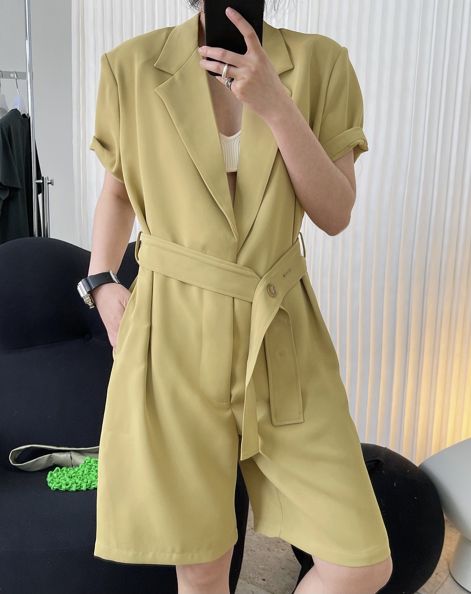 Title 2, Jumpsuit da donna corto, stile completo, collet...