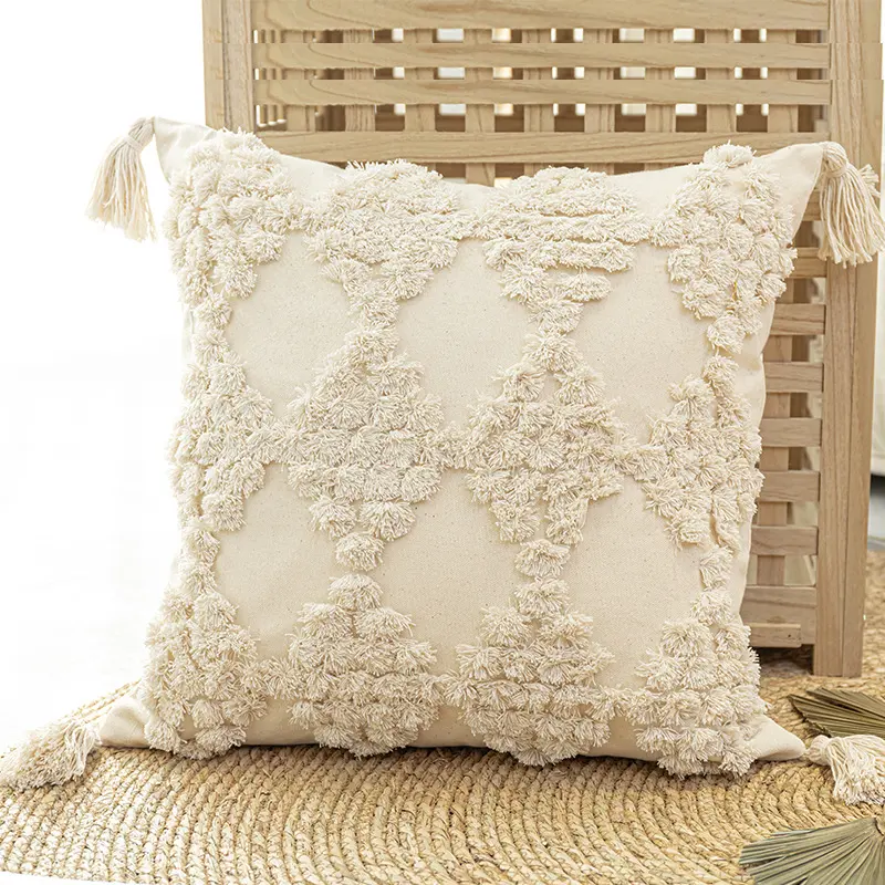Home Furnishing Tufted Throw Pillow with Tassels Sofa Cushion