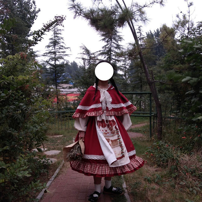 Cape-Sleeve Princess Maxi Dress, picture 4 of 5
