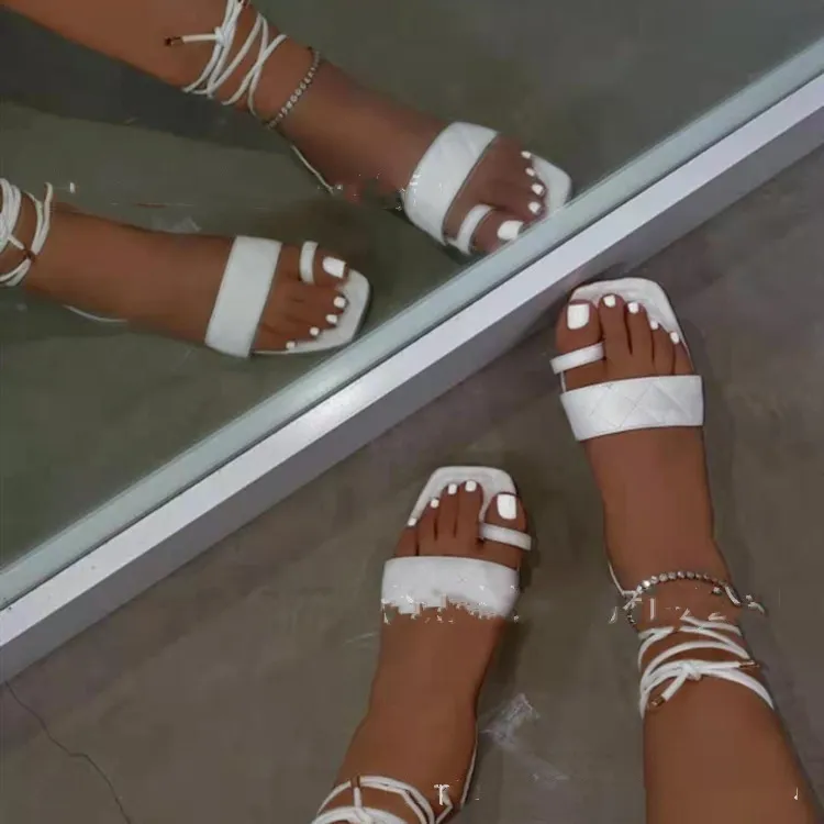 Beach Flat-toe Strappy Sandals - White
