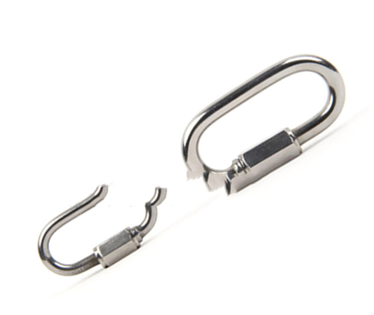 Title 6, Chain Buckle Carabiner