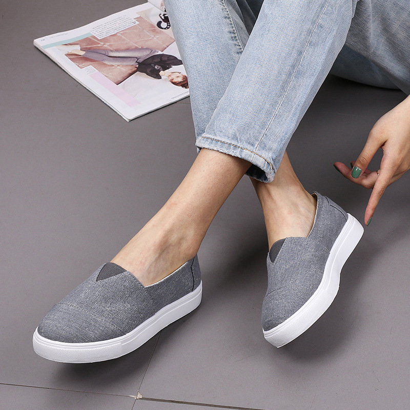 New Large Size Sneakers Flat Low Heel Canvas Shoes
