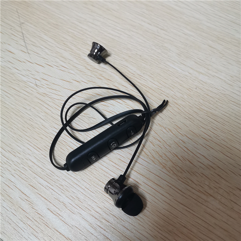 Bluetooth Headset Magnetic Movement Anti-lost Neck Hanger - Image 7