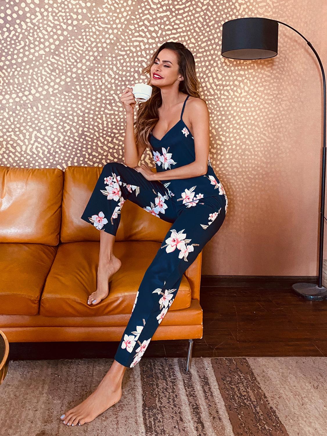 Title 5, Sexy Ladies Pajamas Set, Casual And Comfortable...