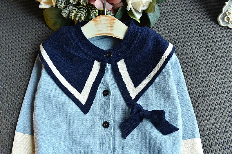 Small And Medium-sized Girls' College Style Sweater Skirts, Children's Two-piece Suit