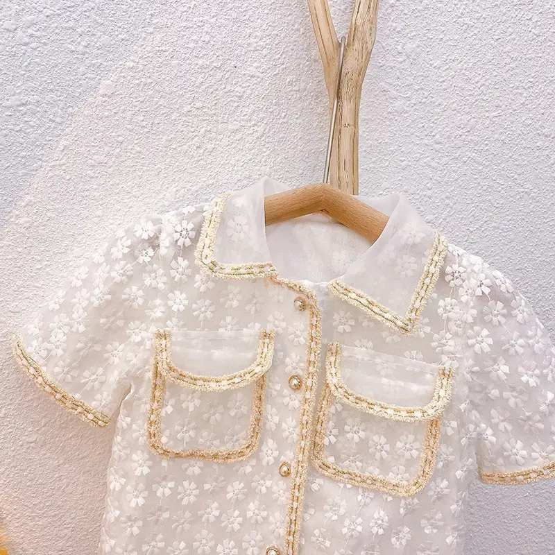 Boy Tong Xiaoxiang Style Ladies Lapel Buttoned Top  Shorts Fashion Suit