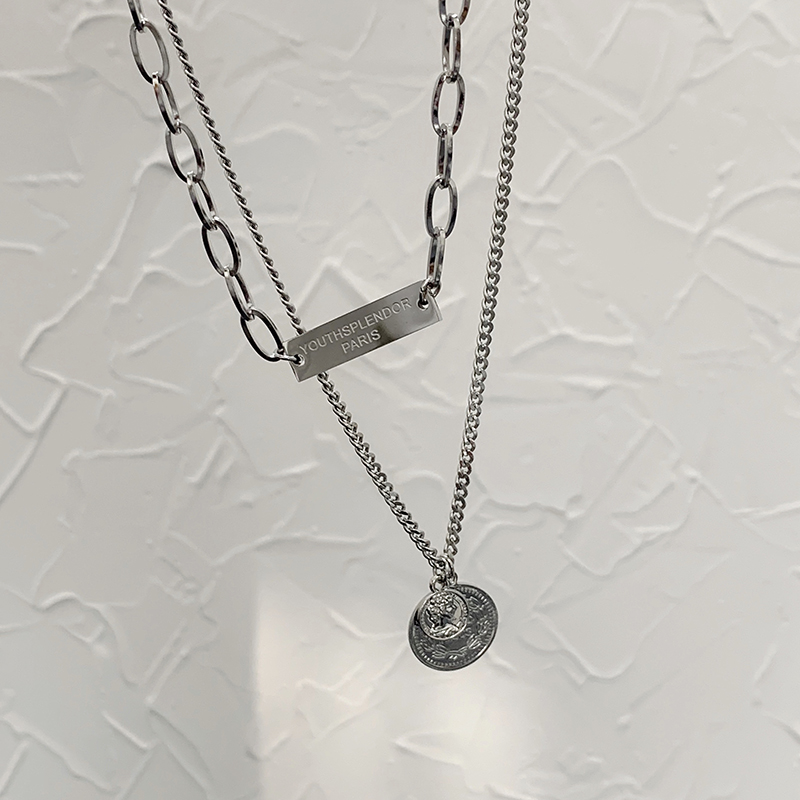 Double-layer Portrait Necklace Female S Hip-hop Light Luxury Niche Design Sense Clavicle Chain