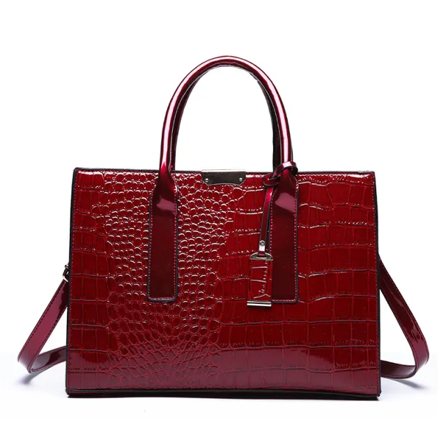 European And American Fashion Pattern One Shoulder Messenger Handbag Red - Shop at LoveMi