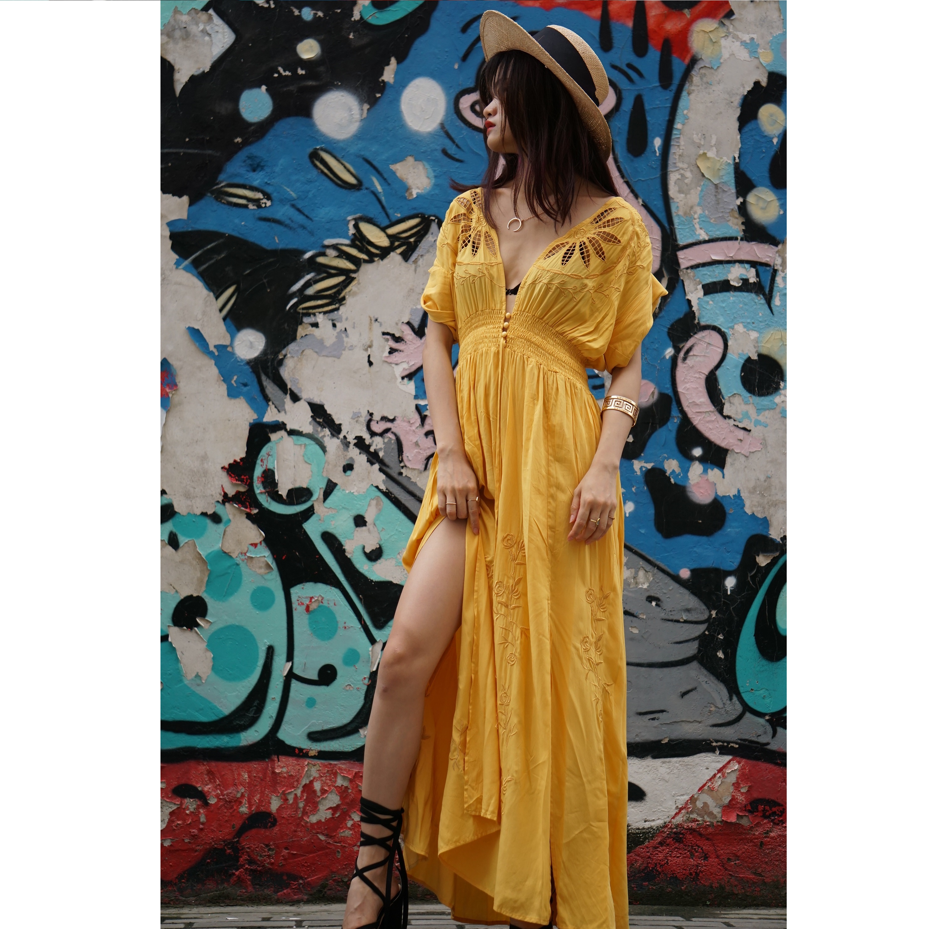 Hollow Deep V Dress High Waist Lace Slits