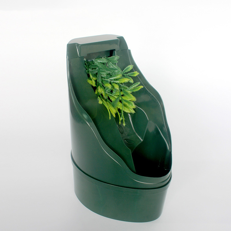 Nomo Lizard Living Water Drinker Dark Green With  Landscaping Water Feeding Vessel Imitating Plant Waterfall Shape