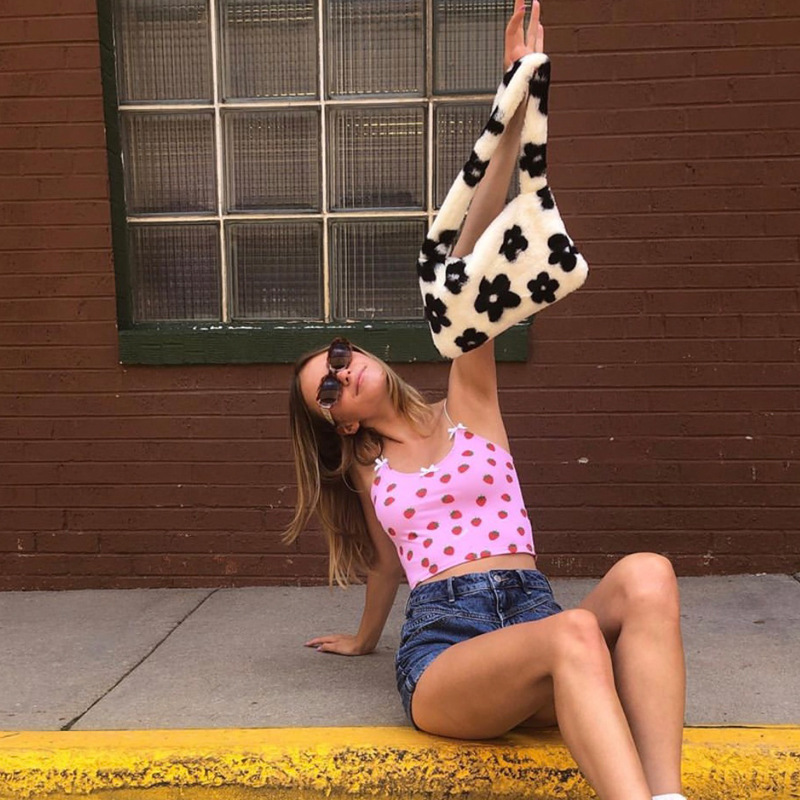 Soft And Cute Plush Flower Shoulder Bag