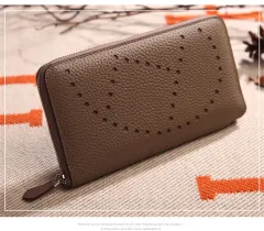 Lychee Pattern Top Layer Cowhide Classic Clutch - Khaki - View 1