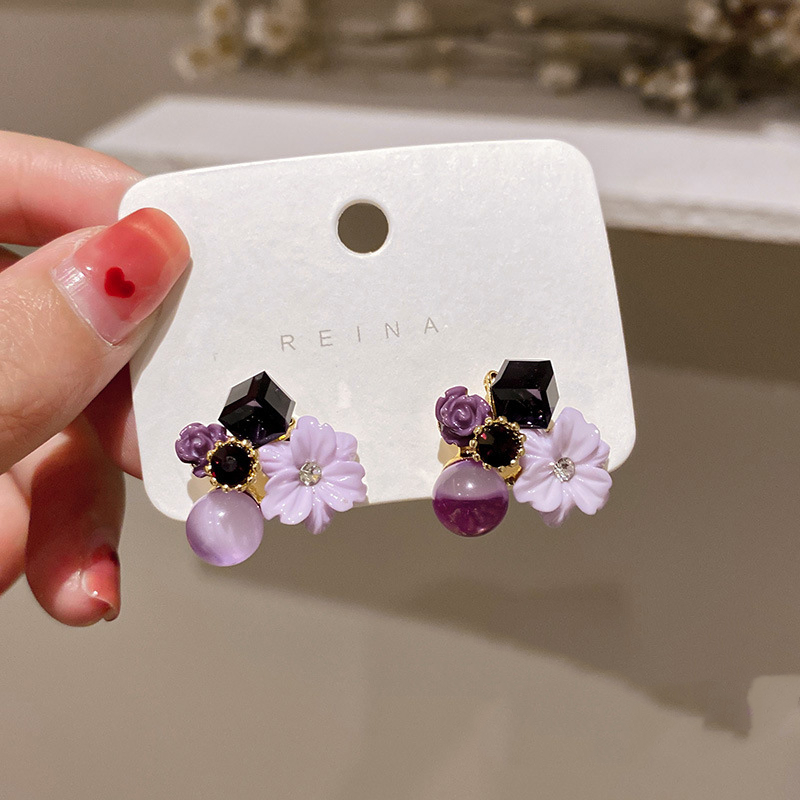 Korean East Gate Diamond Cat''s Eye Crystal Flower Earrings — foto 4