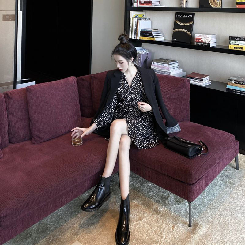 Early Spring Black Suit Jacket   Retro Polka Dot Dress Net Red Fashion Suit Two-piece Suit