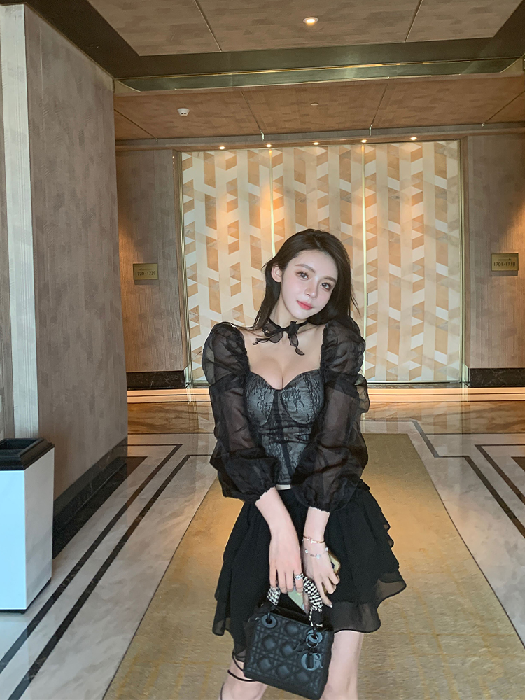 Fashion Temperament Sexy Western Style Long-sleeved Mesh Top