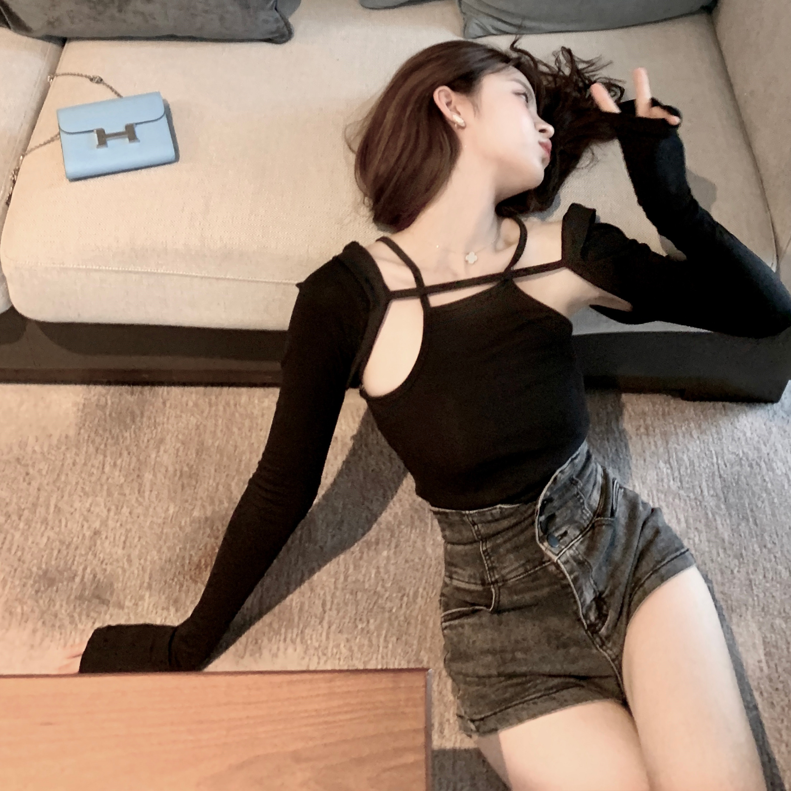 Korean Design Sense Gray High Waist Denim Shorts High Waist Temperament