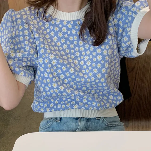 Summer Western Style Age Reduction Round Neck Pullover Loose Puff Sleeve Small Daisy Sweater T shirt Top Women Blue - Shop at LoveMi