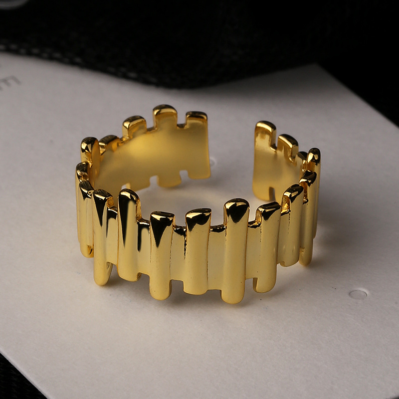 Fashion Simple Vertical Stripe Irregular Ring