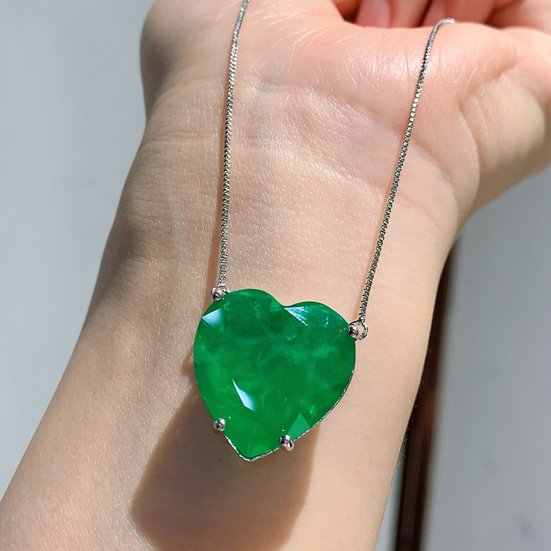 Vintage Necklace Female Heart Pendant Stud Earrings