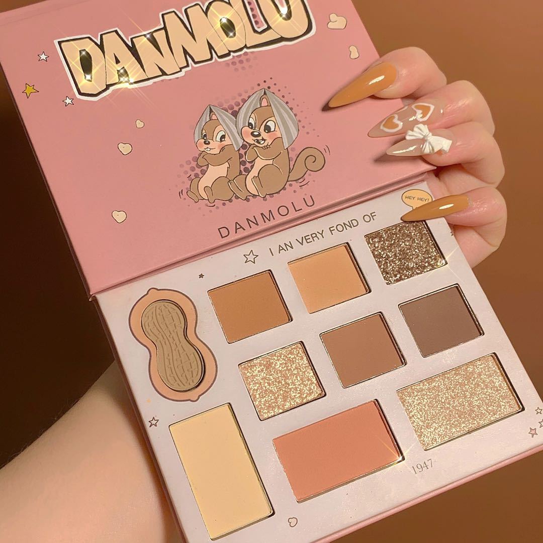 DANMOLU Shaved Mouse Eyeshadow Palette Eyeshadow Palette - Shop at LoveMi