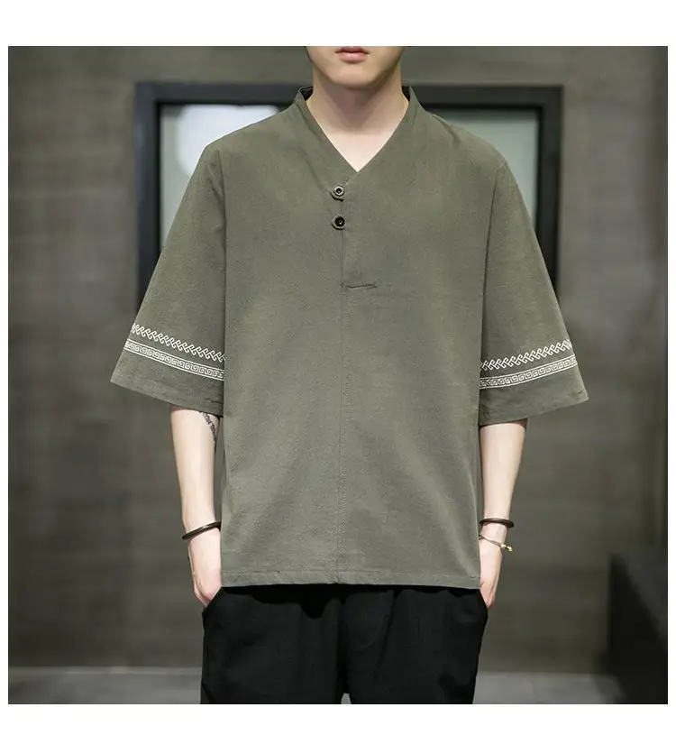 Men's Half-sleeved T-shirt Button Cuff Embroidery