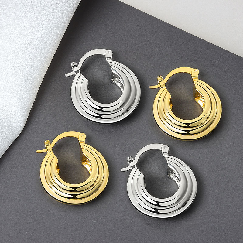 Temperament Fashion Sexy Small Fragrance Earrings