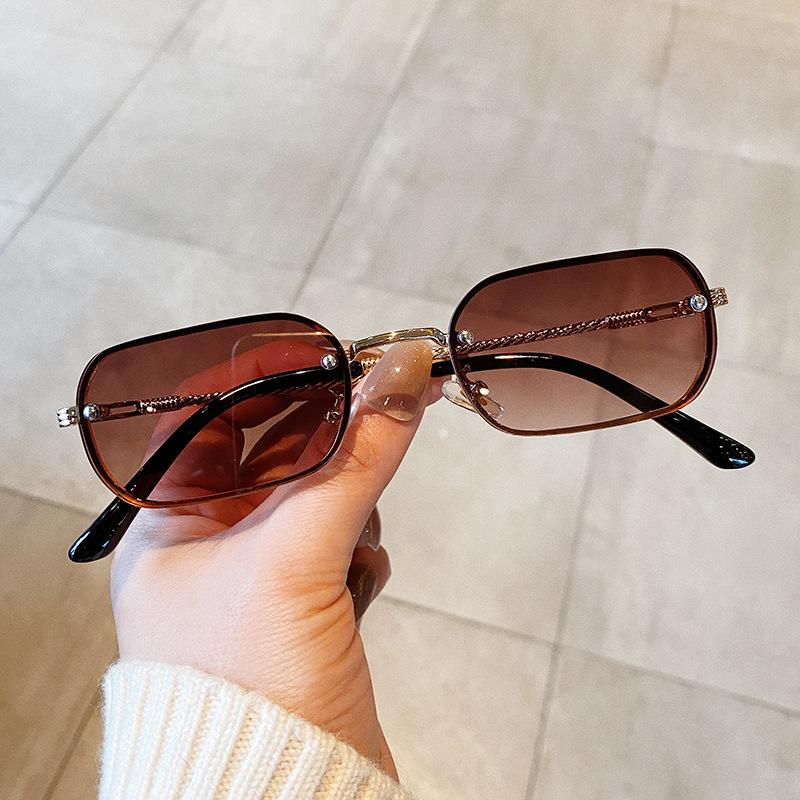 Title 2, Trendy Small Frame Sunglasses Women