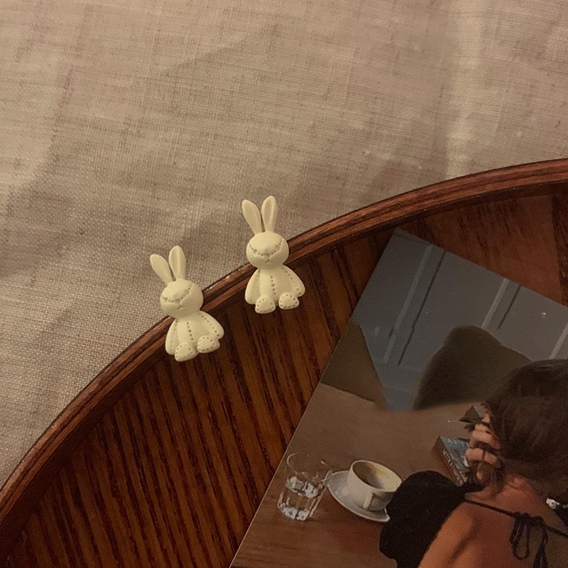 Cute Japanese Girl Hypoallergenic Earrings Temperament Earrings