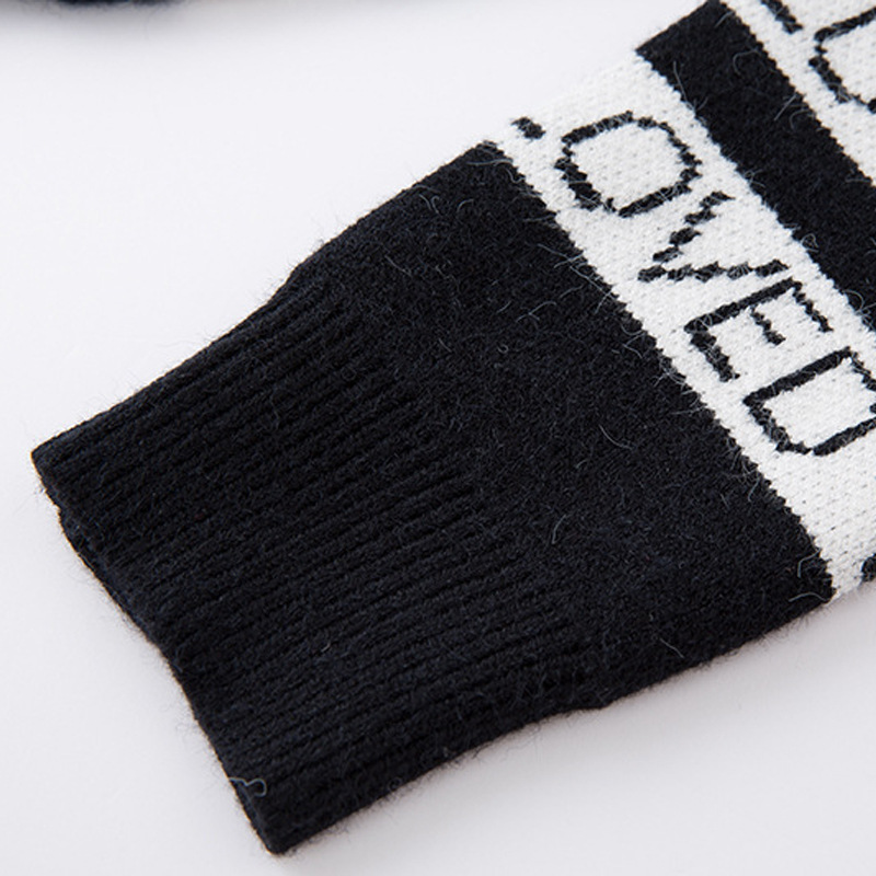 European And American Alphabet Jacquard Loose Round Neck Red Sweater