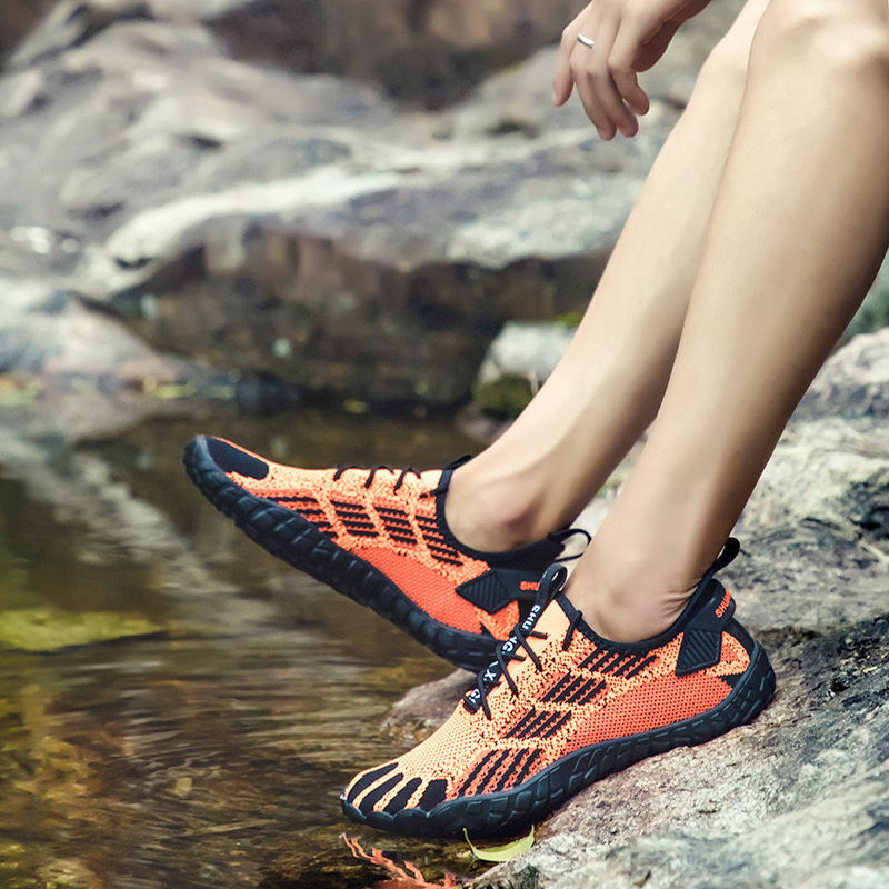 Men'S Large Size Hollow Outdoor Casual Shoes With Mesh