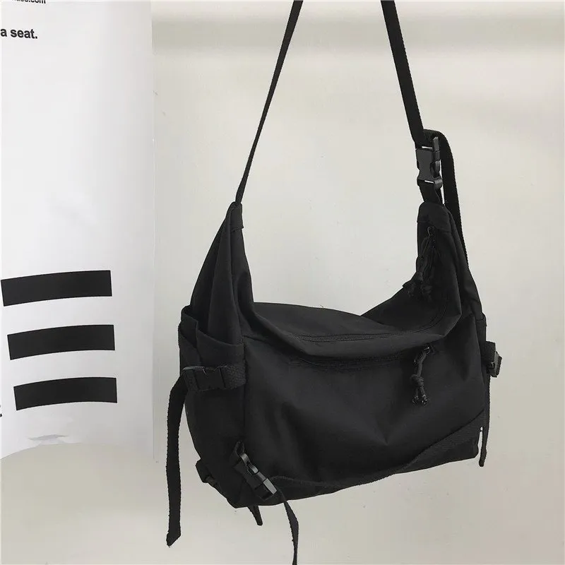 Retro Messenger Bag Shoulder Bag Casual Simple Small Bag - Black