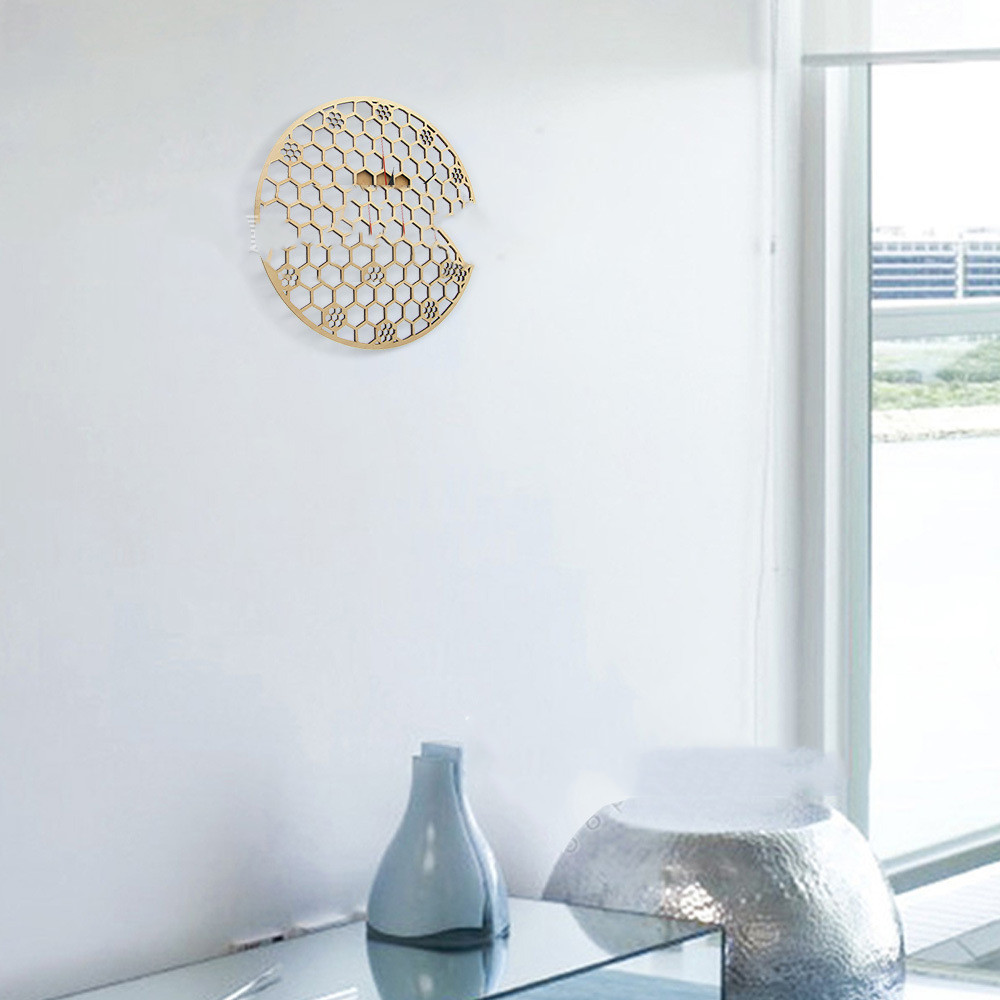 Round Wooden Wall Clock, picture 4 of 4