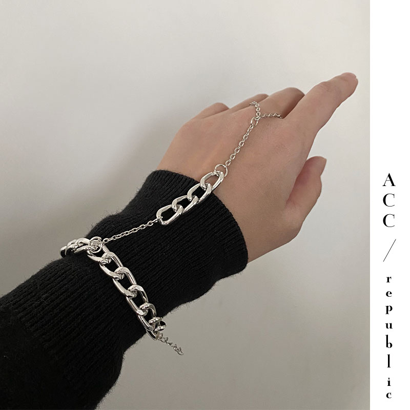 Cold Wind Thick Chain Vintage Bracelet Ring One Chain Female Bracelet Ins Niche Design Fashion Trend Man
