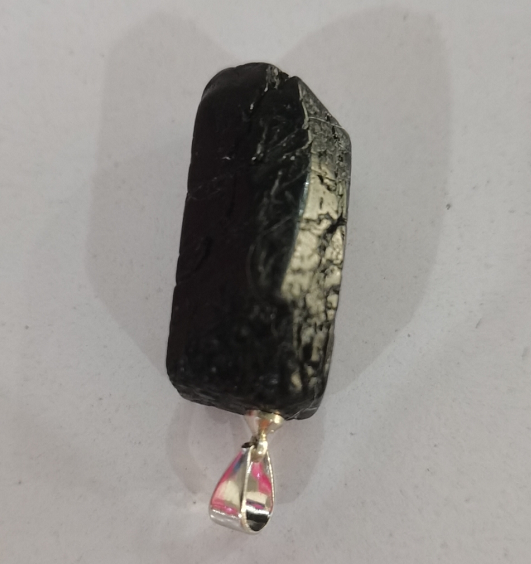 Black Tourmaline Rough Electroplated Gold Rim Sweater Chain