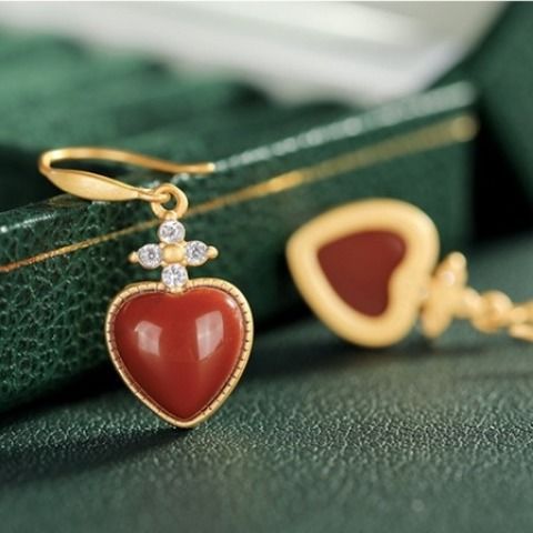 South Red Agate Heart-shaped Love Earrings