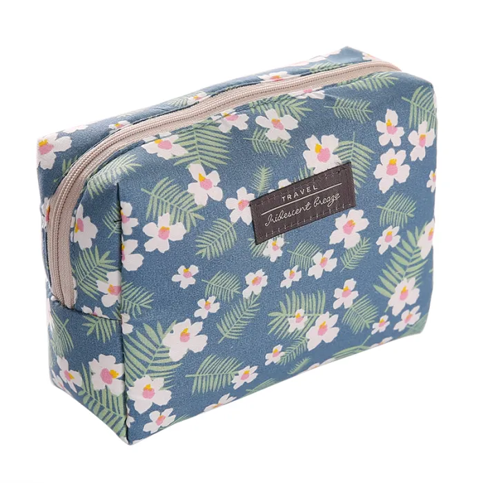 Travel Cosmetic Bag - detail photo 2
