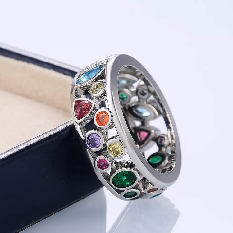 New Exquisite Geometric Pattern Diamond And Colorful Ring