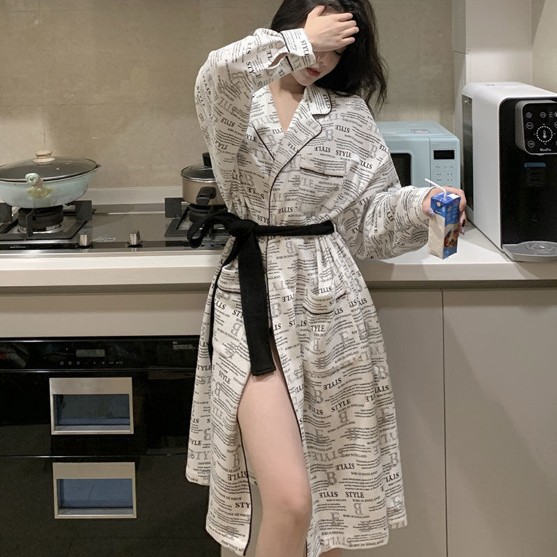 Title 1, Fashionable Long Sleeved Thin Long Robe