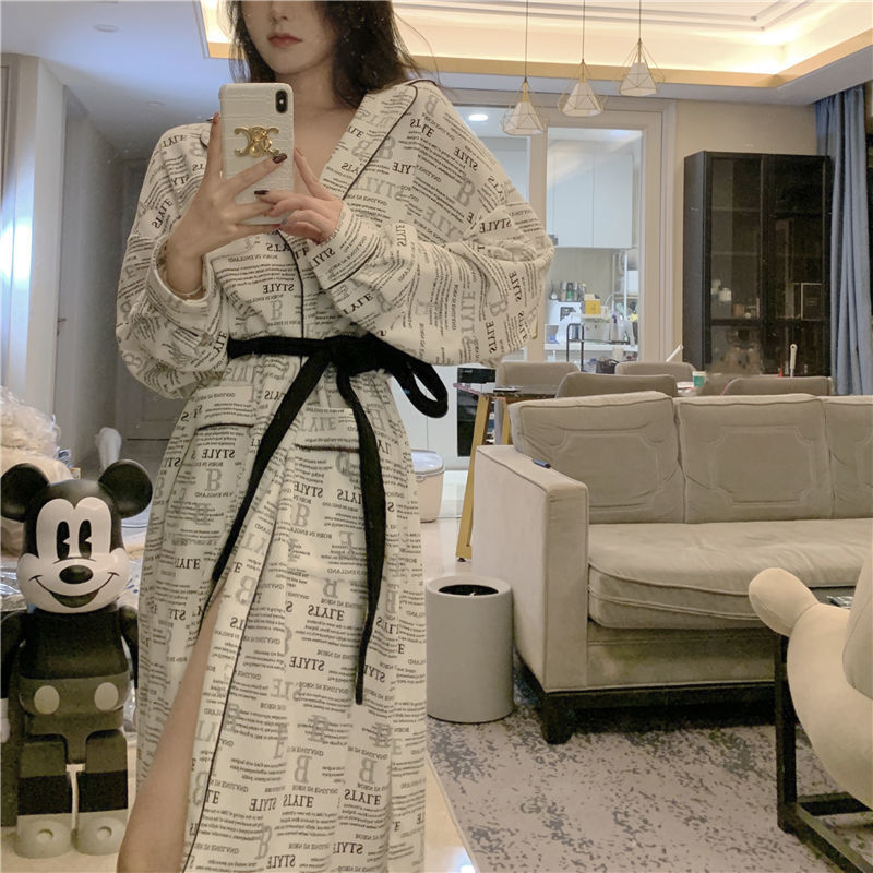 Title 3, Fashionable Long Sleeved Thin Long Robe