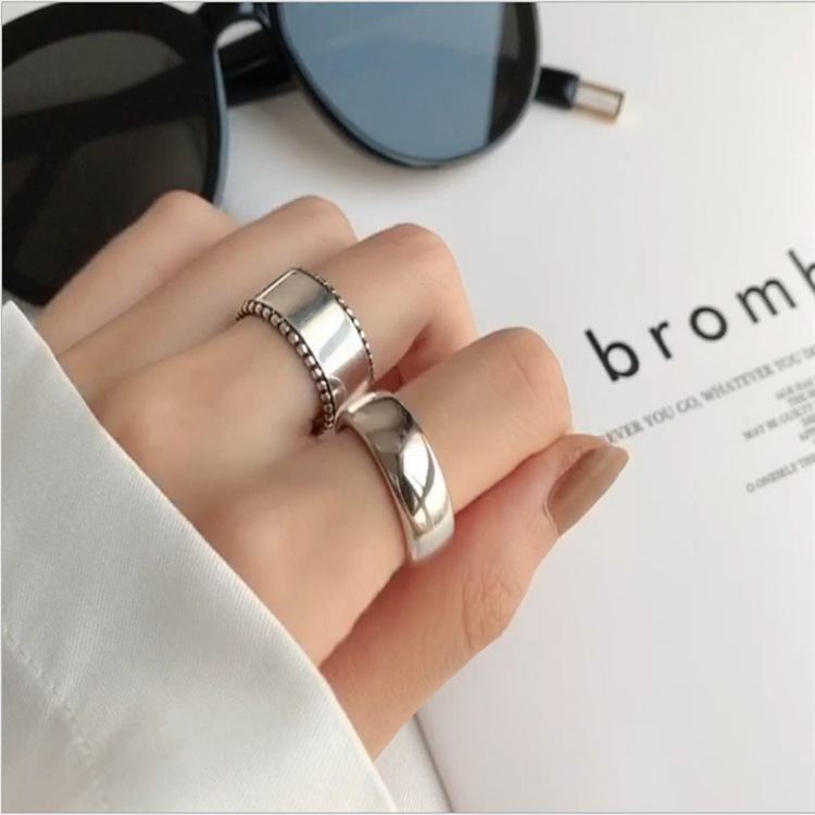 Fashionable Simple Fashion Bold Thickening Glossy Ring