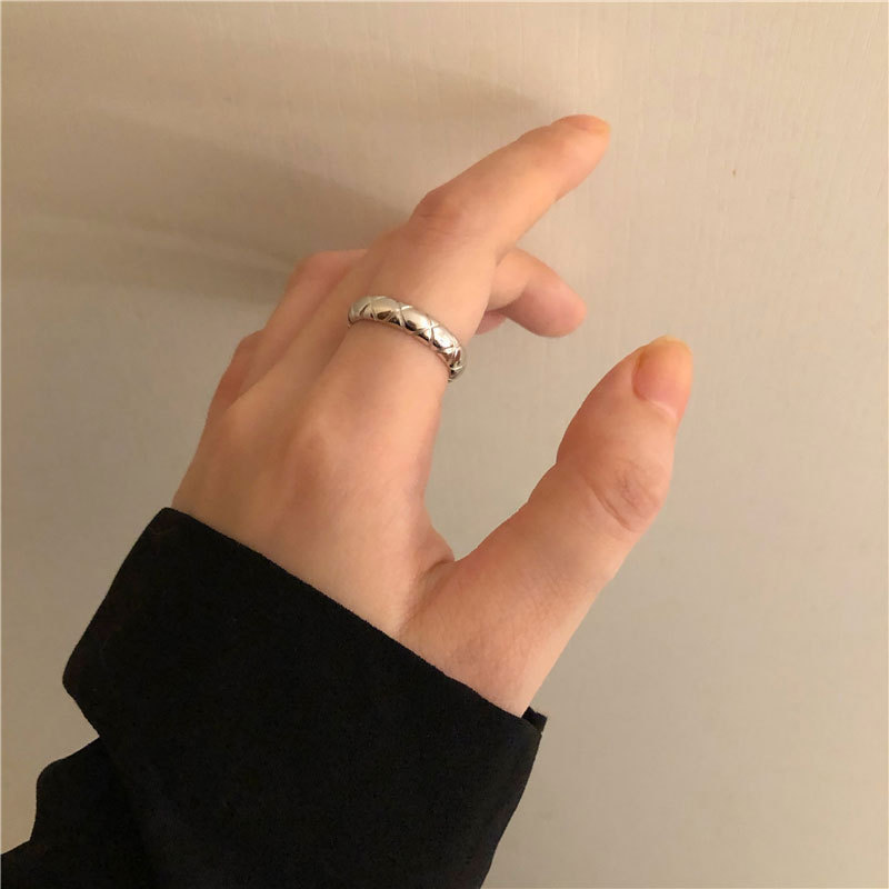 Sterling Silver Diamond Ring Female Fashion Simple Smooth Twist Ring