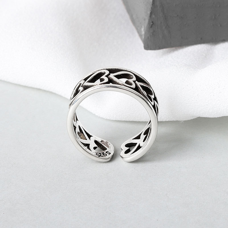 Fashion Retro Hollow Love Ring