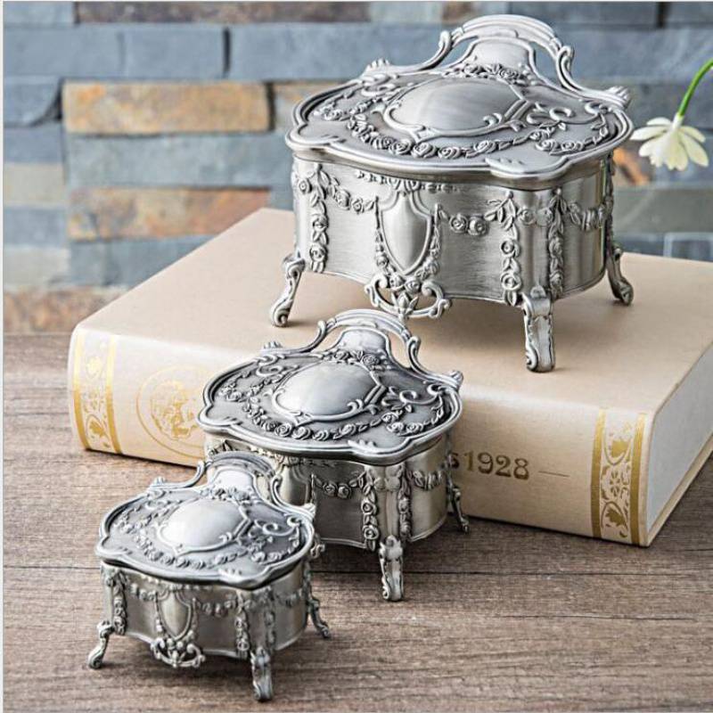 Silver enamel jewelry storage box