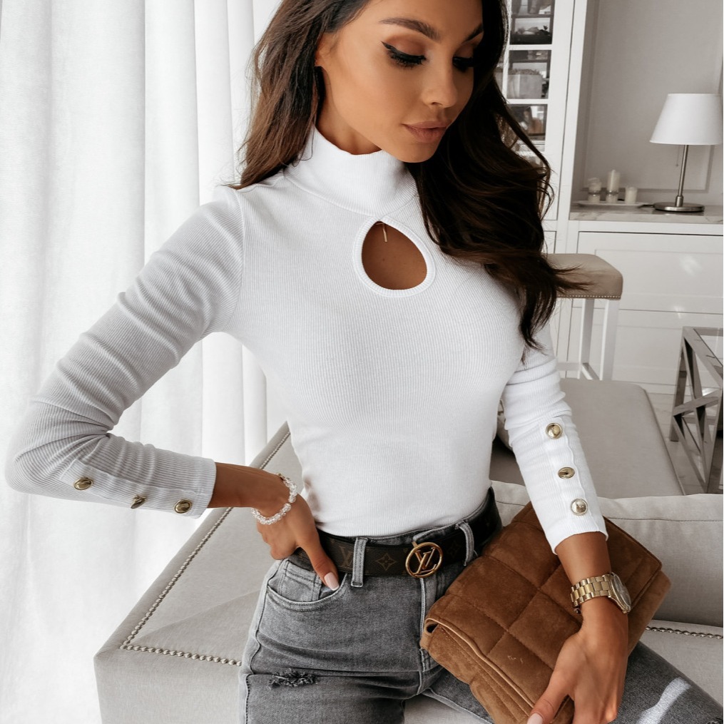 Solid Color Long-sleeved Women's Bottoming Shirt