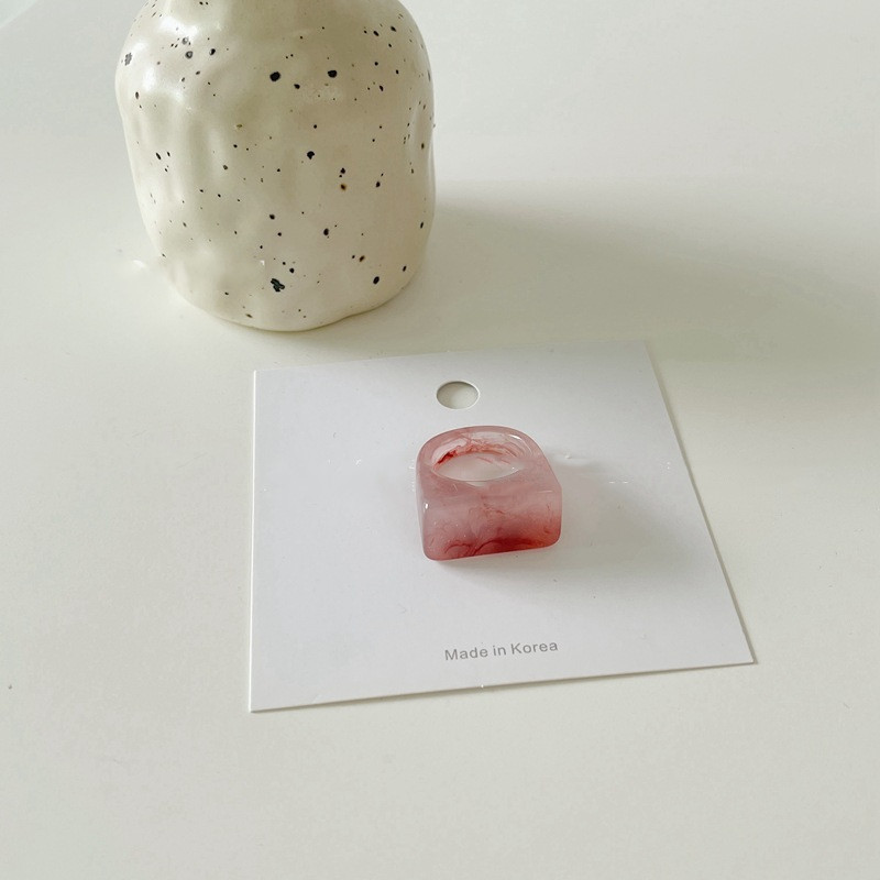 Square Roof Resin Ring Female Cold Wind Exaggerated