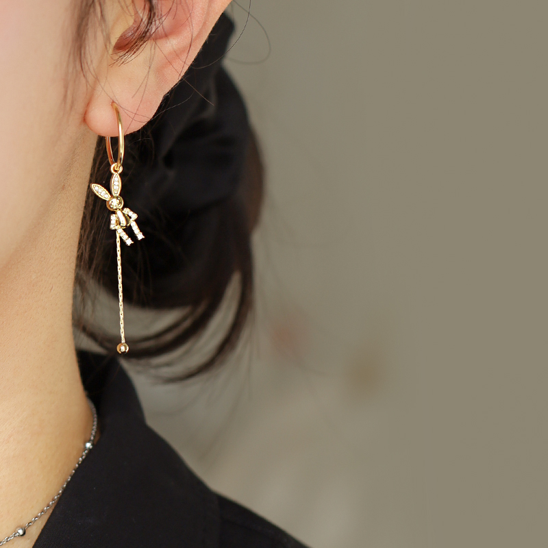 MEANing Hand-Made Long Rabbit Earrings Modified Face Temperament Earrings Summer Sweet And Wild Earrings